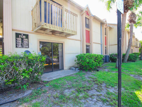 2130  Forest Knoll Drive, Palm Bay, Florida 32905