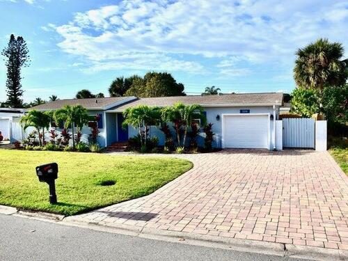 228 NE 1st Court, Satellite Beach, FL 32937