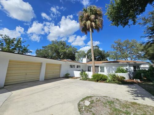 1707  Manor Drive, Cocoa, Florida 32922