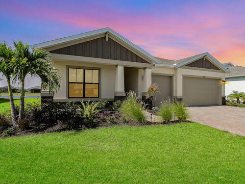 1042  Great Belt Circle , Melbourne, Florida 32940