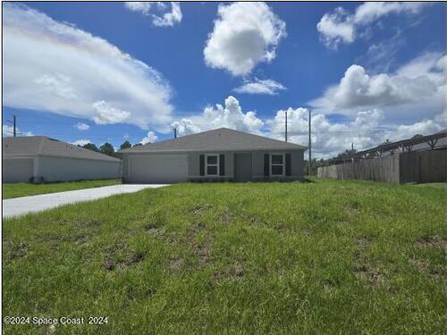 2420 Quincy Avenue SE, Palm Bay, FL 32909