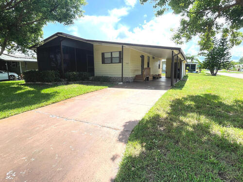 5004 Santa Christina Avenue, Titusville, FL 32780