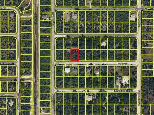 581  La Goy Street, Palm Bay, Florida 32908