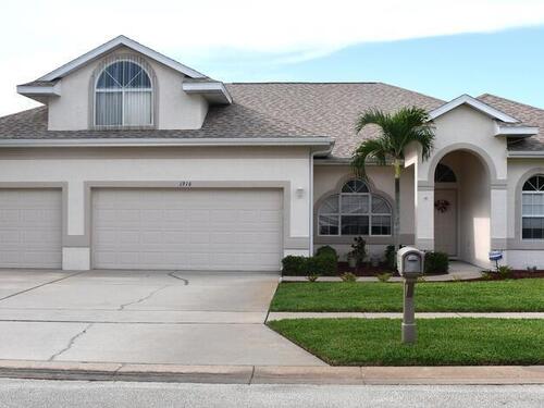 1916 Fabien Circle, Melbourne, FL 32940