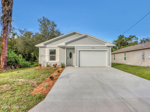 5730  Palm Street, Mims, Florida 32754