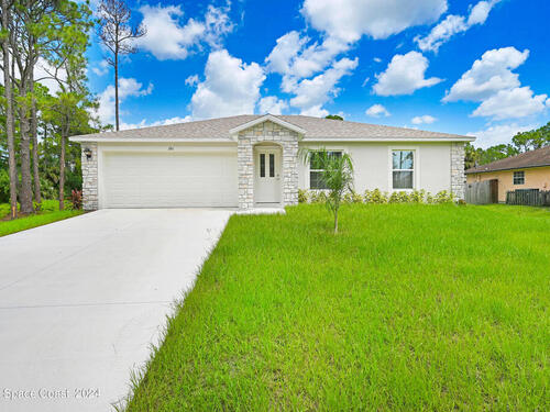 391  Geraldine Street, Palm Bay, Florida 32908