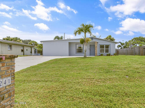 2241  Saint Dunston Lane, Melbourne, Florida 32935