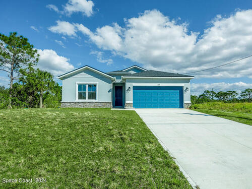 3147 Cambria Avenue SW, Palm Bay, FL 32908