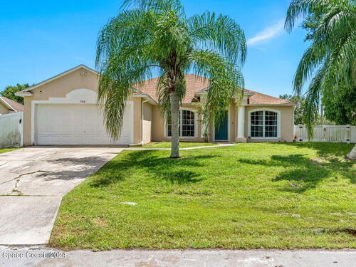 740 Boc Circle NW, Palm Bay, FL 32907