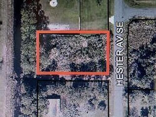 2600 SE Hester N, Palm Bay, FL 32909