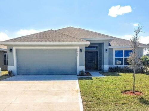 2513  Carrick Avenue, Palm Bay, Florida 32907