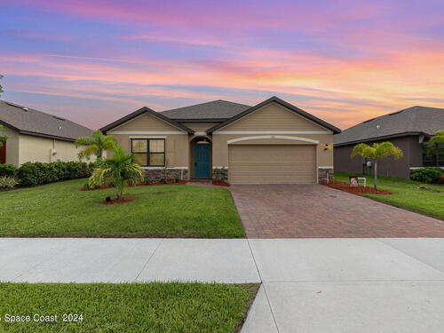 793 Old Country Road E, Palm Bay, FL 32909