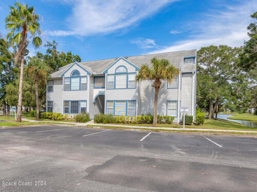 4900  Lake Waterford Way, Melbourne, Florida 32901