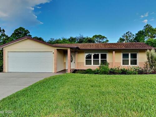 230 Van Loon Avenue NE, Palm Bay, FL 32907