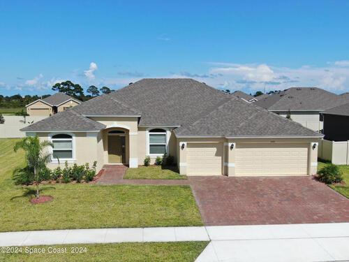 7075  Serpentine Court, Grant Valkaria, Florida 32949