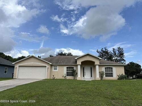 1398 Giralda Circle NW, Palm Bay, FL 32907