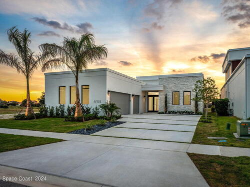 6374  Modern Duran Drive, Melbourne, Florida 32940