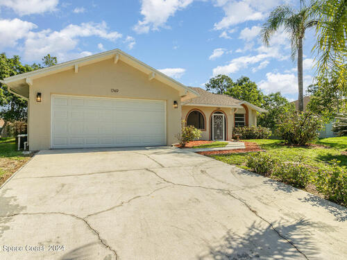 1749 Glenridge Street NW, Palm Bay, FL 32907