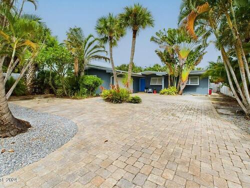 1445  Bayshore Drive, Cocoa Beach, Florida 32931