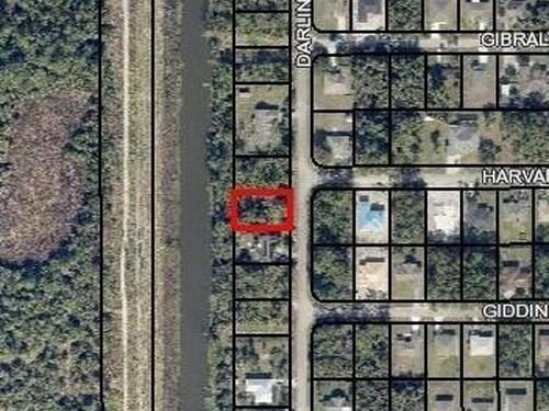 842 Darlington Avenue SW, Palm Bay, FL 32908