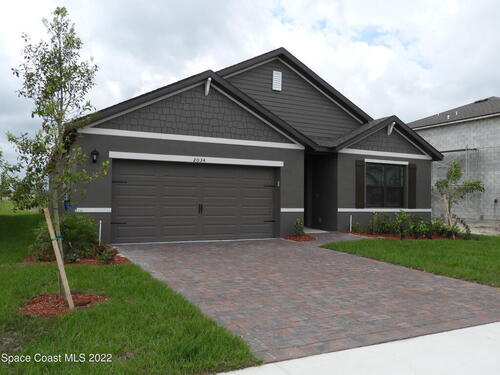 2034 Capital Drive SE, Palm Bay, FL 32909