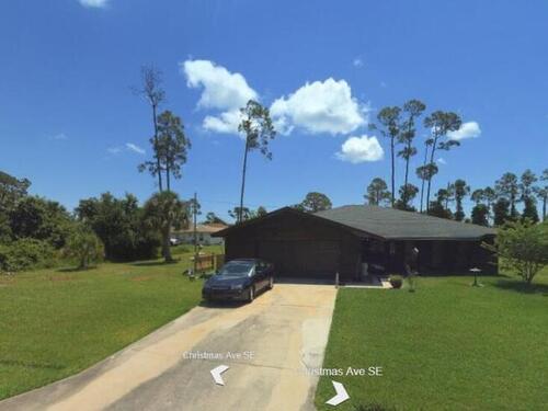 291  Christmas Avenue, Palm Bay, Florida 32909