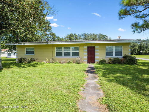 1724  Pinewood Road, Melbourne, Florida 32934