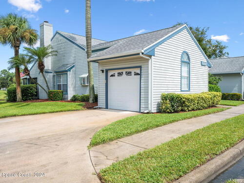 5030  Park Lake Drive, Melbourne, Florida 32901