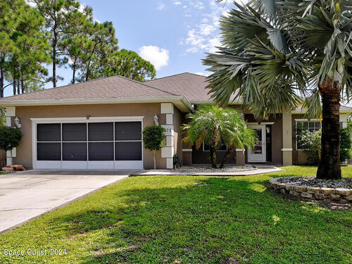 2871  Fontainebleau Avenue, Palm Bay, Florida 32909