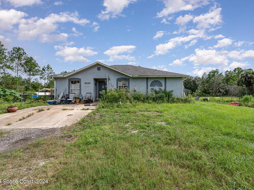 5699  Merritt Street, Mims, Florida 32754