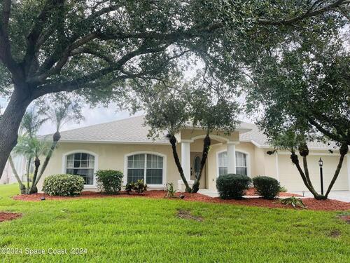 2502  Woodfield Circle, Melbourne, Florida 32904