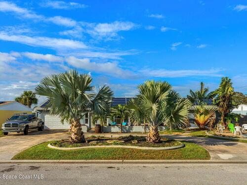 475  Dempsey Drive, Cocoa Beach, Florida 32931