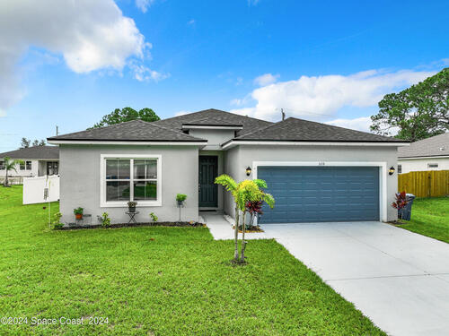 535 Giovanni Road NW, Palm Bay, FL 32907