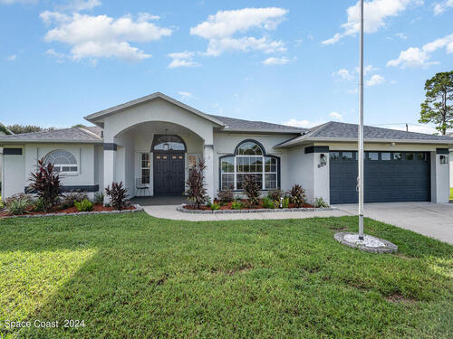 805 Seven Gables Circle SE, Palm Bay, FL 32909