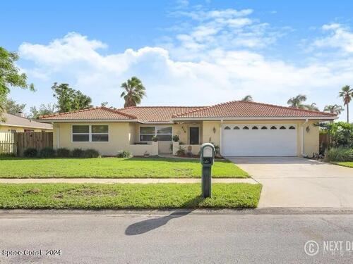 315  Maple Drive, Satellite Beach, Florida 32937