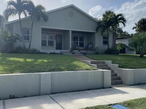 1666  Pineapple Avenue, Melbourne, Florida 32935