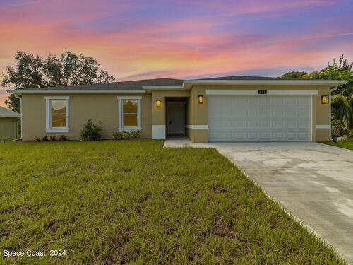 770 Carlyle Avenue SE, Palm Bay, FL 32909