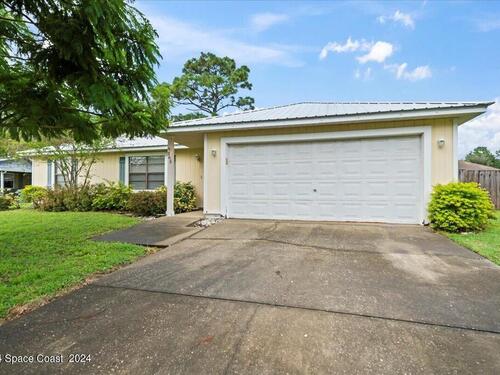 365  Carvalho Street, Palm Bay, Florida 32909