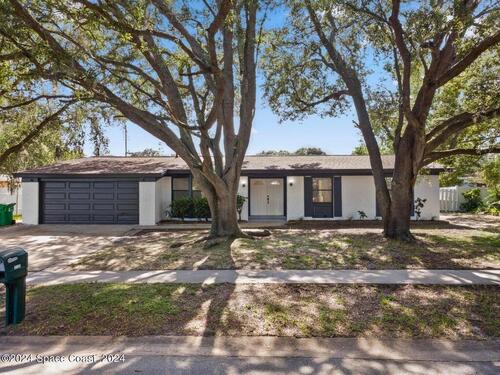 1860  Robin Hood Avenue, Titusville, Florida 32796