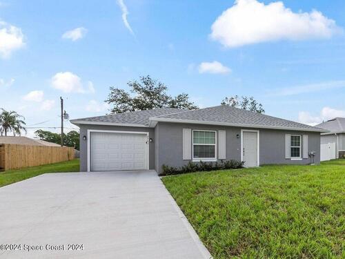 2761 Gabboys Avenue SE, Palm Bay, FL 32909