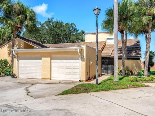 157 Eton Circle, Melbourne, FL 32940