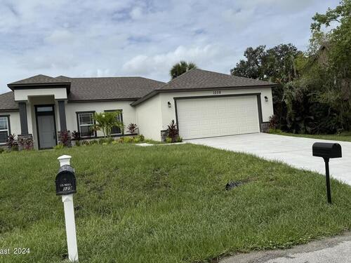 1038  Duxbury Road, Palm Bay, Florida 32909