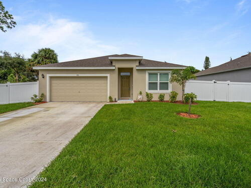 1061 Emerald Road SE, Palm Bay, FL 32909