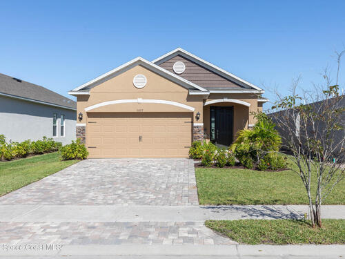 1037 Canfield Circle SE, Palm Bay, FL 32909