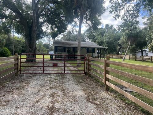 4045 Miami Avenue, Melbourne, FL 32904