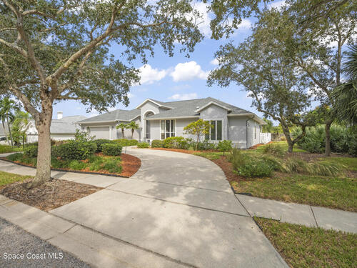 562 Sanderling Drive, Indialantic, FL 32903