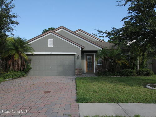 560 Dillard Drive SE, Palm Bay, FL 32909