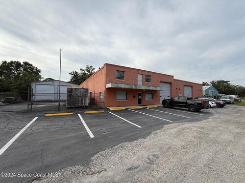 2075-2095 Silver Star Road, Titusville, FL 32796