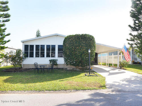 327 Kiwi Drive, Barefoot Bay, FL 32976