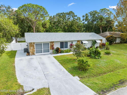 451 Empire Avenue NE, Palm Bay, FL 32907